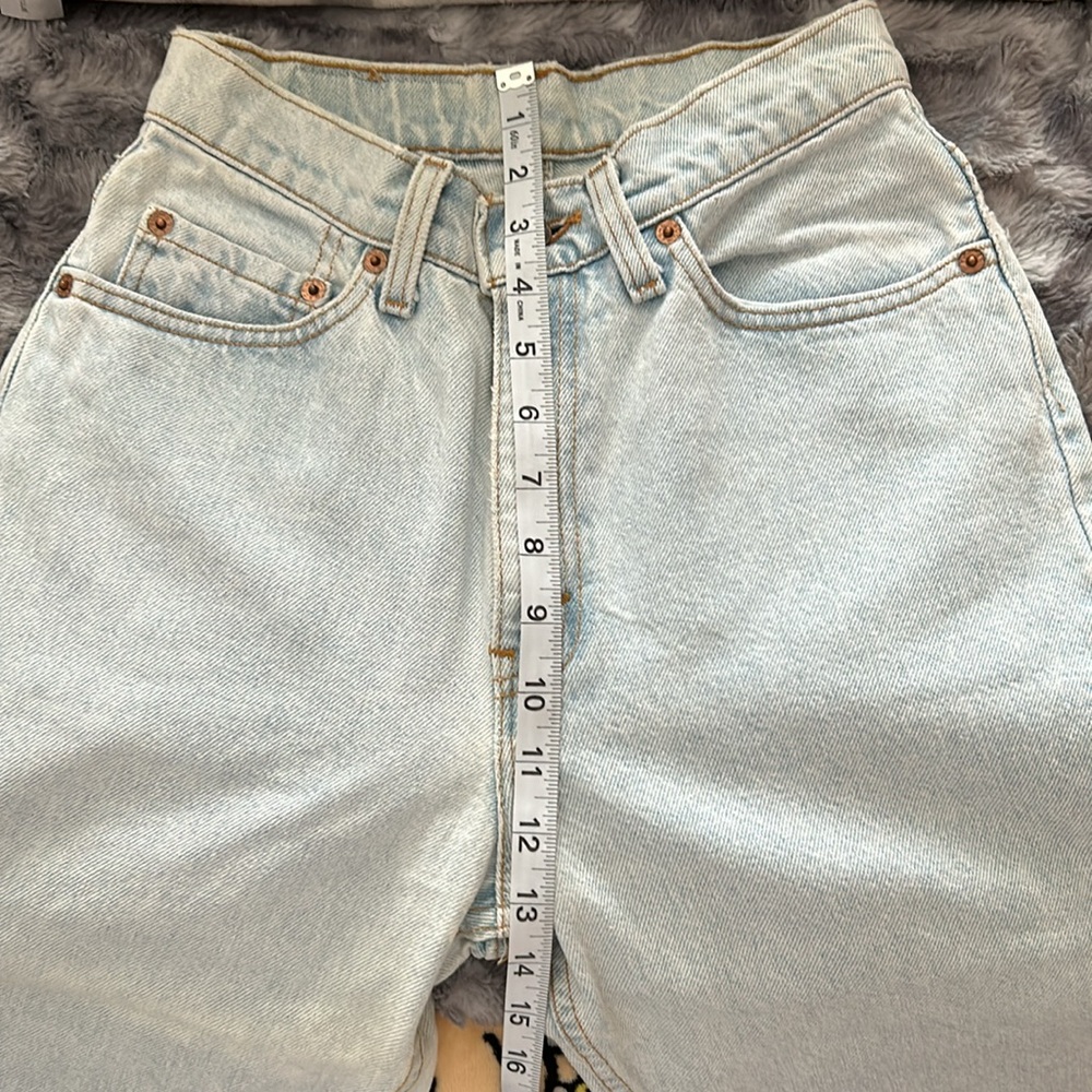 Ladies vintage Levi jeans slim fit high waisted - Picture 6 of 9